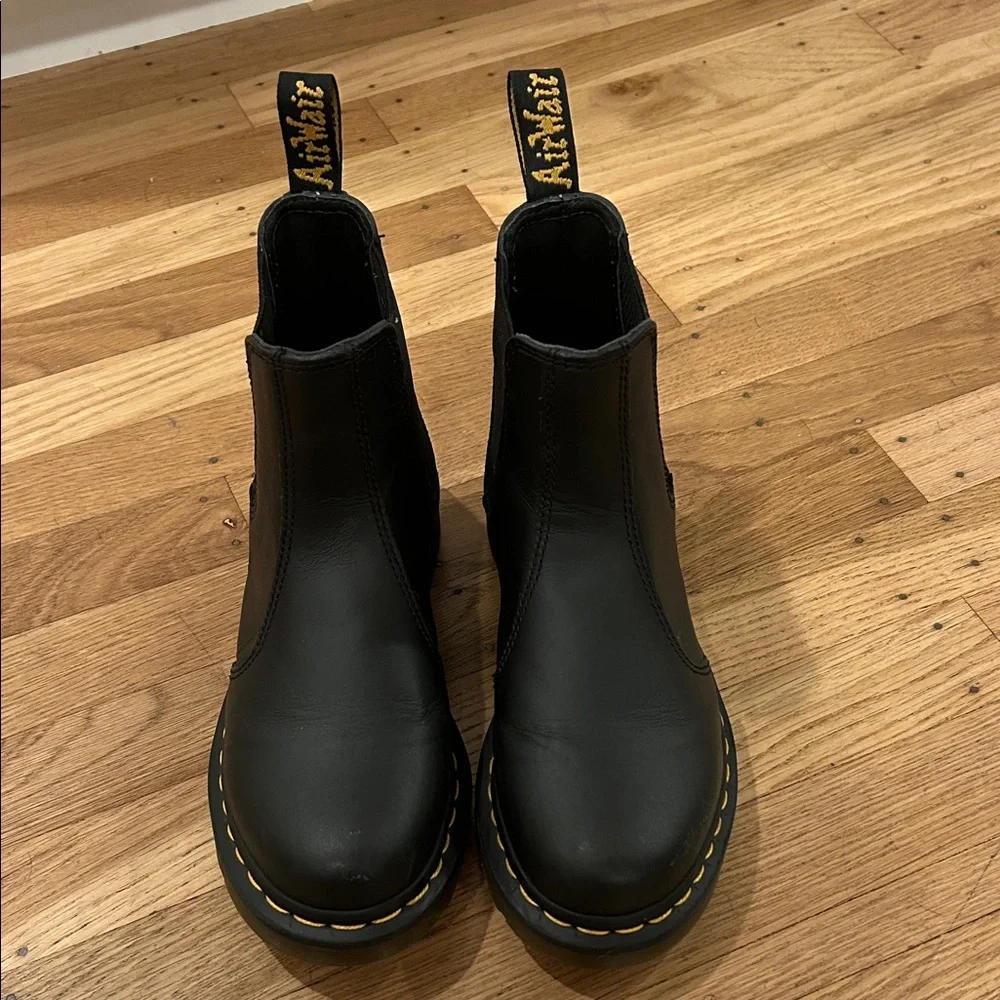 Dr. Martens Chelsea Black Boots - Picture 3 of 8